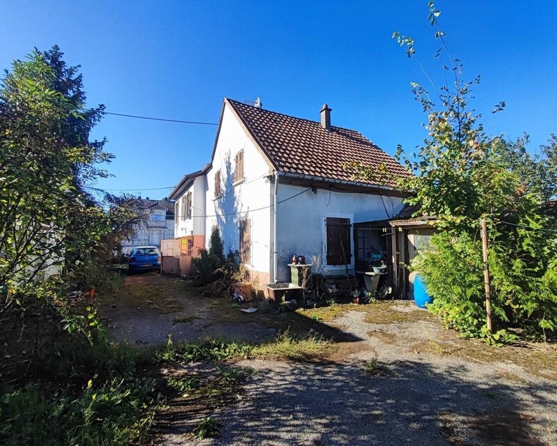 Maison avec dépendance et annexes - Maison