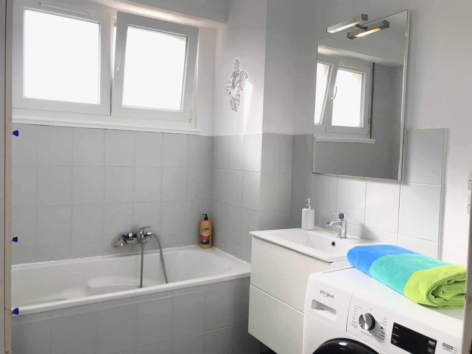 Bel appartement traversant 3/4p 97m² balcons garage cave - Ea261de6-8211-4ded-a0dc-e61ac5033f74