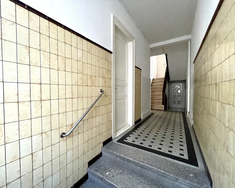 Immeuble maison de ville aux possibilités multiples - Communs