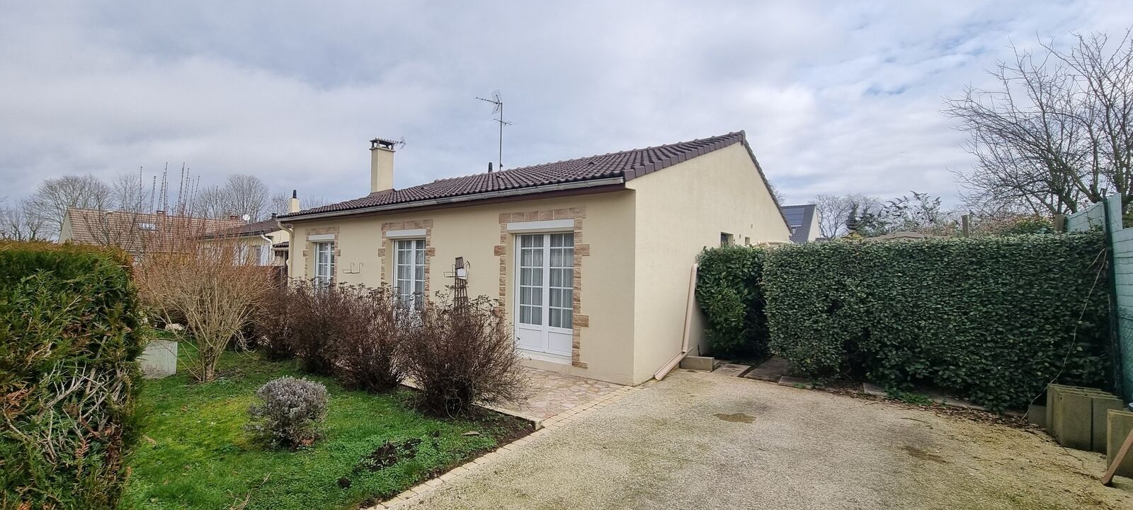 Maison à Quincy-Voisins de plain-pieds - 20240213 104709