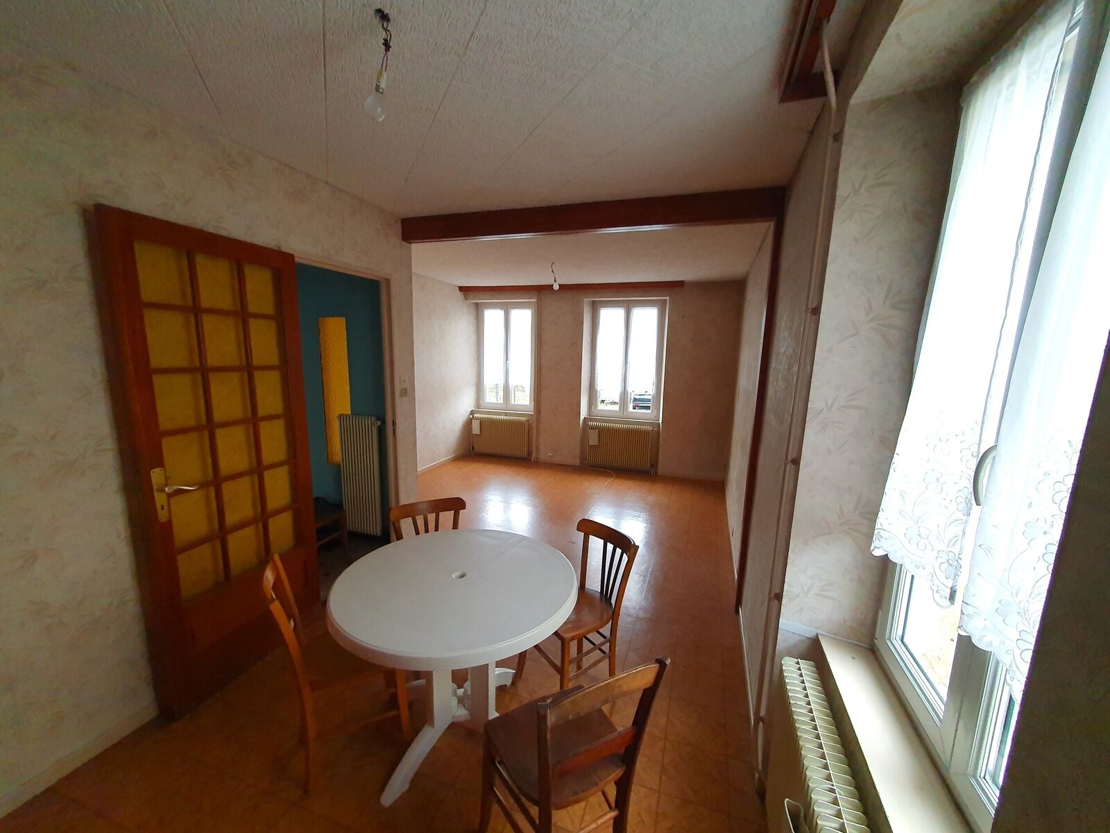 Grande maison familiale à rénover - 01