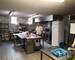 Fonds Commerce Auberge - Restaurant - 5 ch - Le Chef reçoit des élèves à former et ils ont de la place pour travailler dans cette grande cuisine