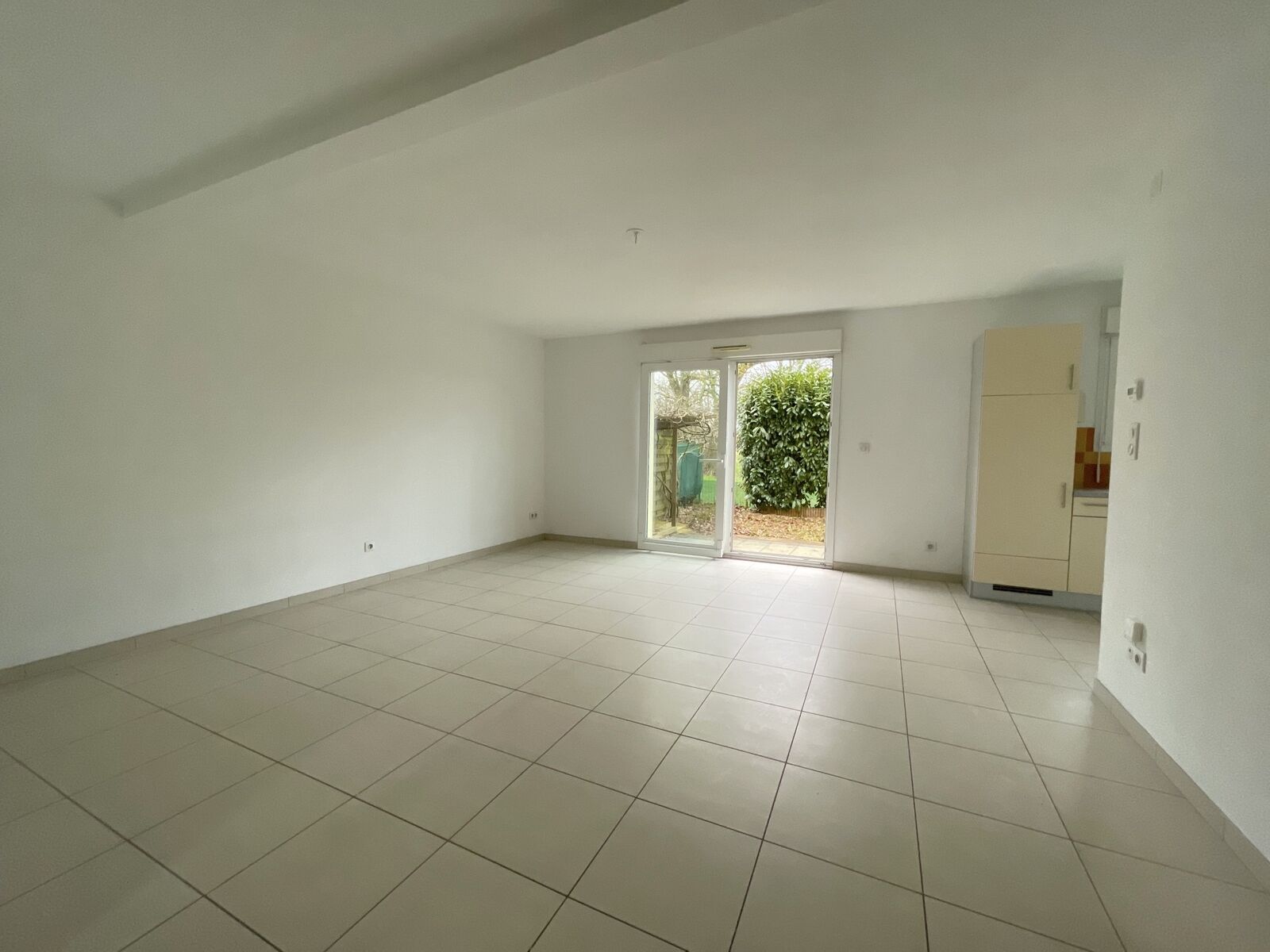 Lumineuse maison récente avec Garage - Séjour lumineux