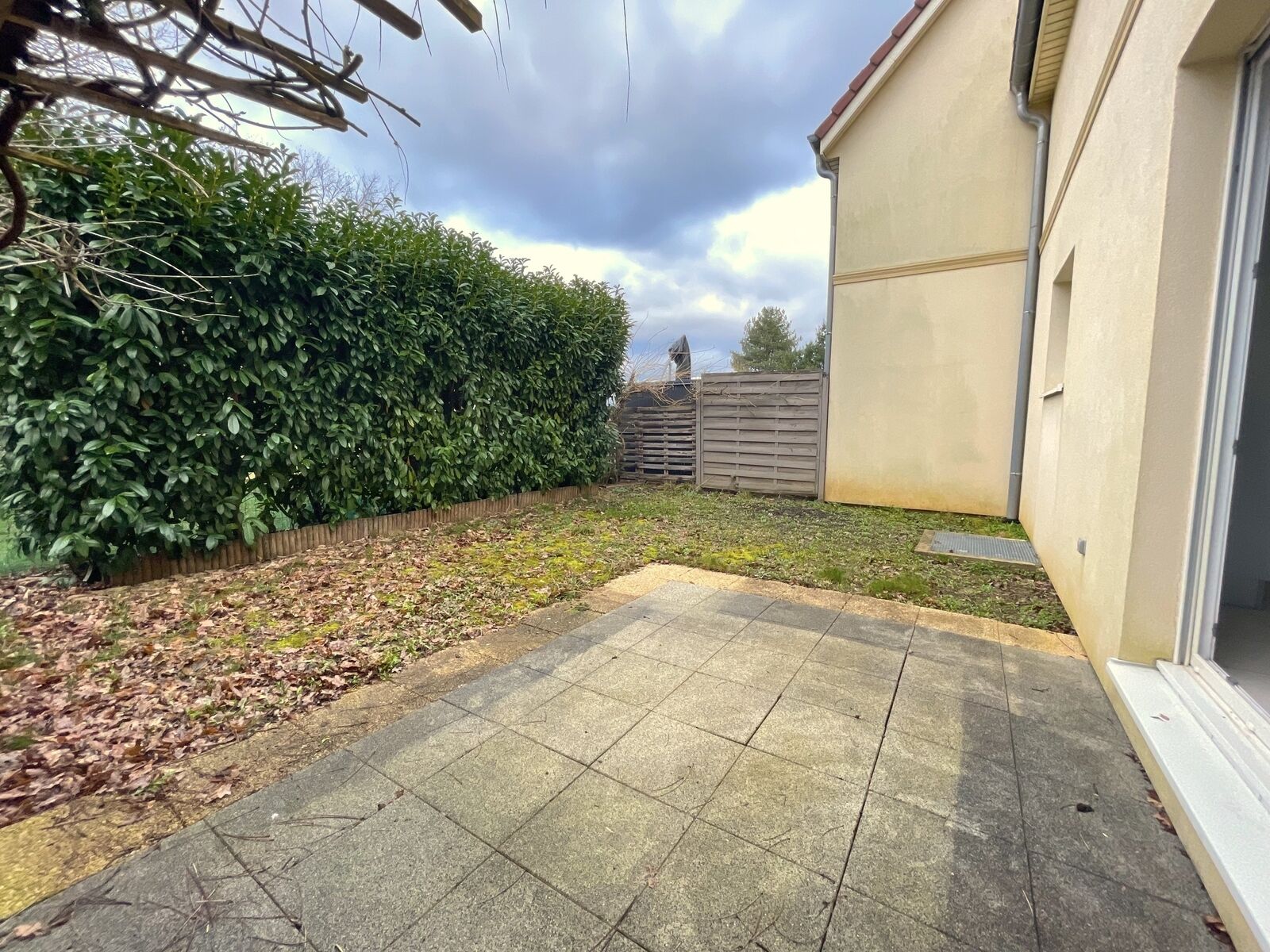 Lumineuse maison récente avec Garage - Extérieur