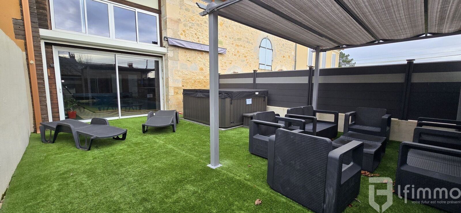 A vendre Maison Familiale & Gîte d'exception de 550 m² - 20241205 115237