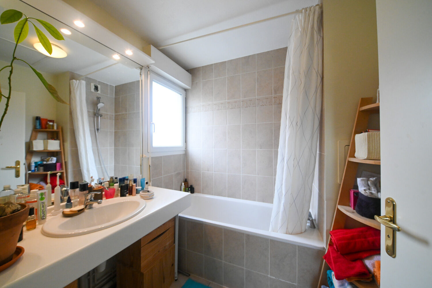 Beau 4 pièces en triplex à Bischheim avec garage et jardin - Sdb 2 -26