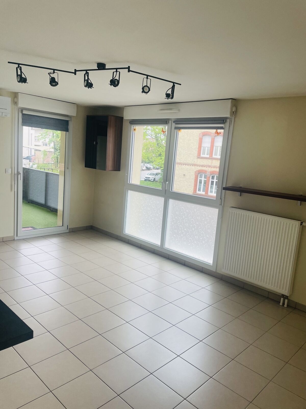 Appartement 2 pièces récent 55m2 - Img 7361