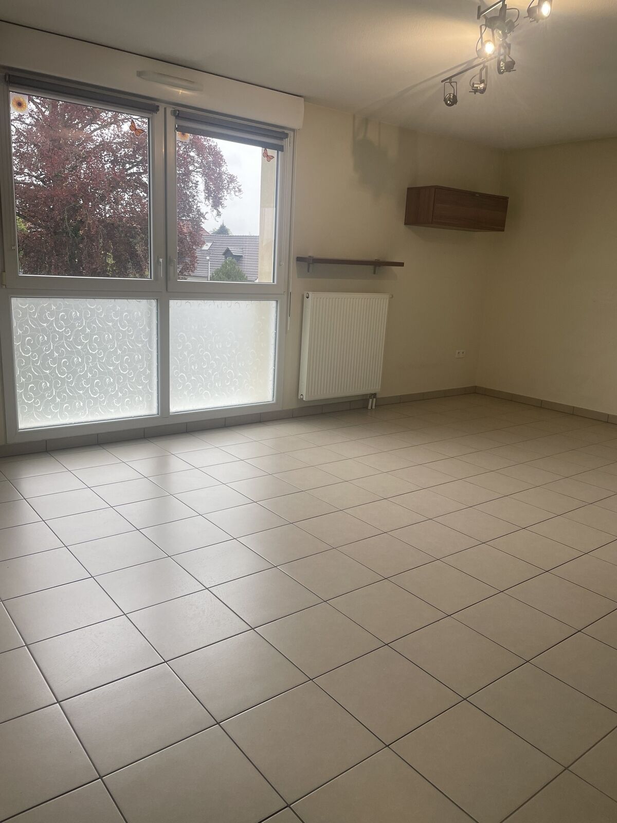 Appartement 2 pièces récent 55m2 - Img 7351