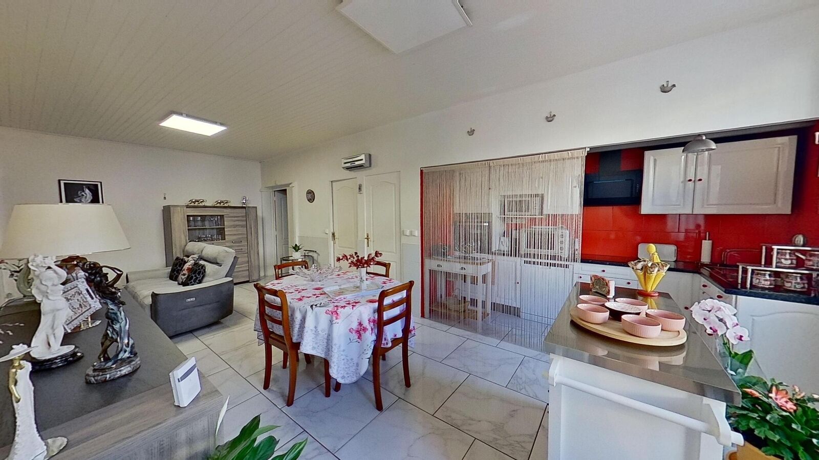 Maison de village avec extérieur - 5 chambres - 158 m2 - Maison-de-village-avec-exterieur-saint-laurent-de-la-salanque-03062024 170730