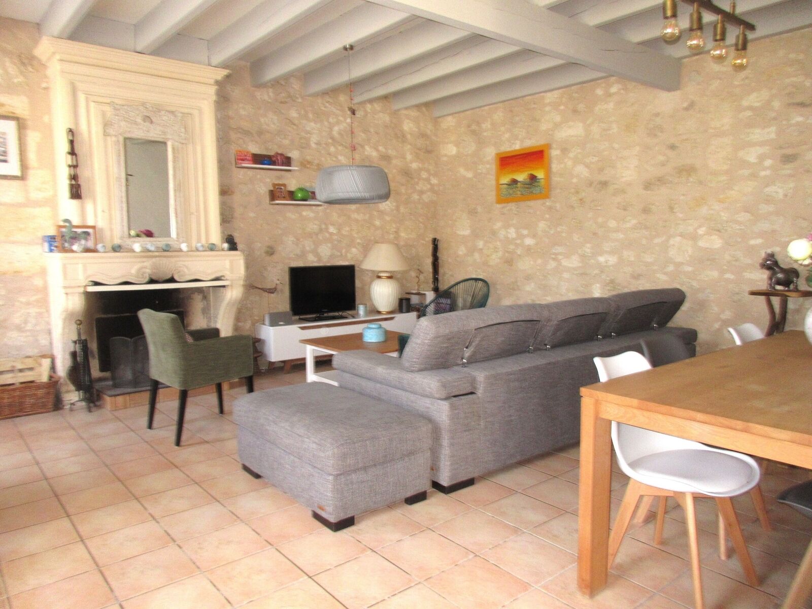 Spacieuse maison en pierre - Img 3798