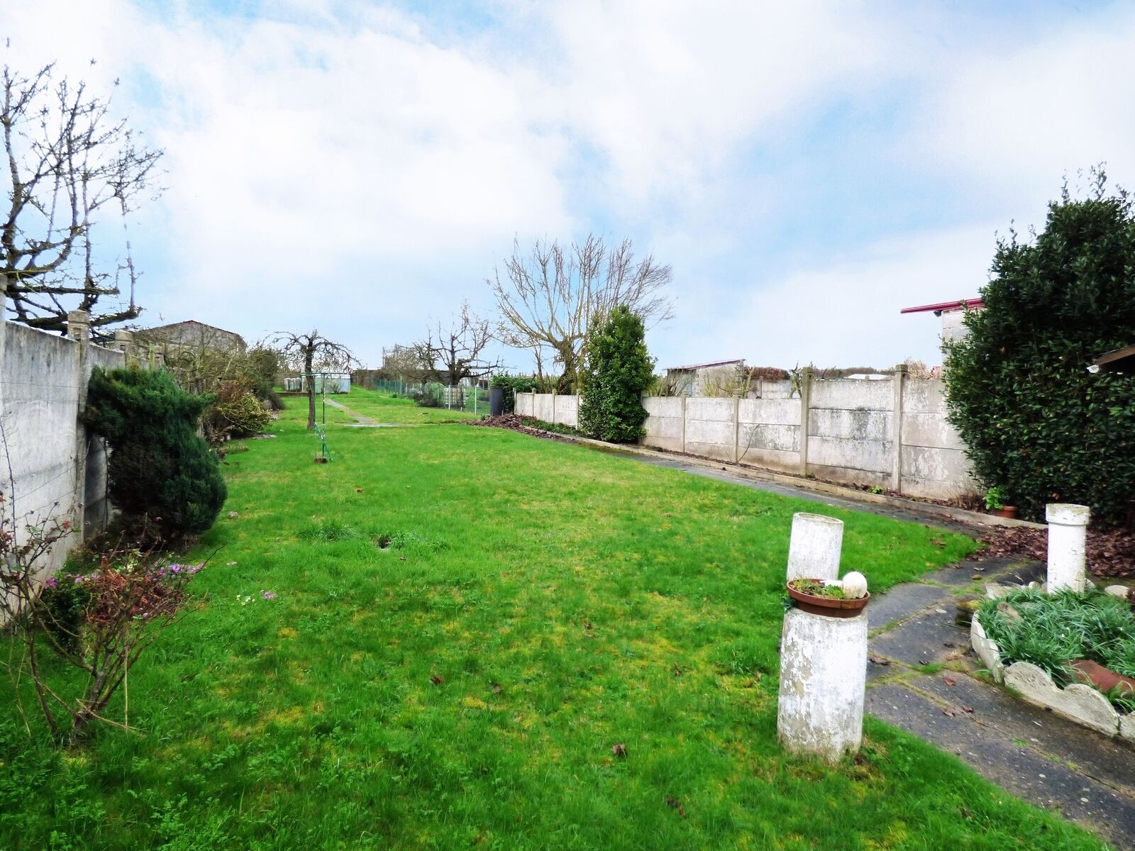 62880 Annay - Plain-pied semi-individuel - Jardin