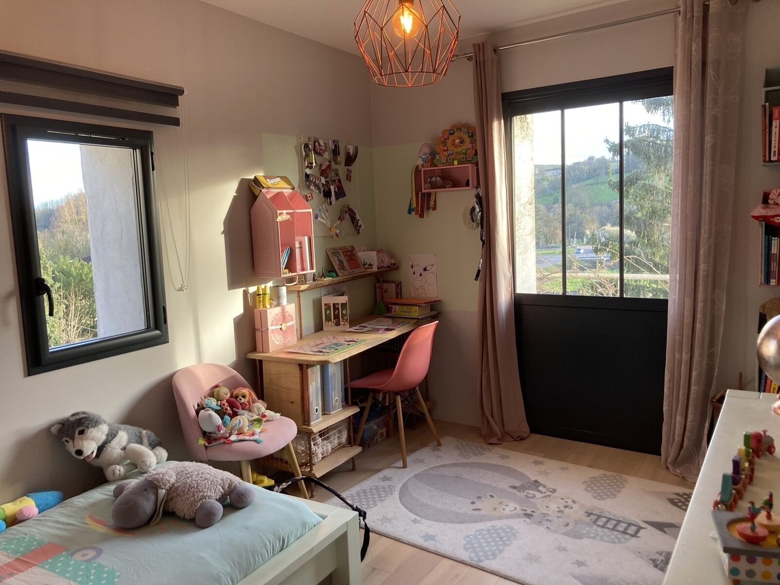 5 mn Lozanne Maison en pierres dorées, 3 ch bureau jardin  - Chambre 2