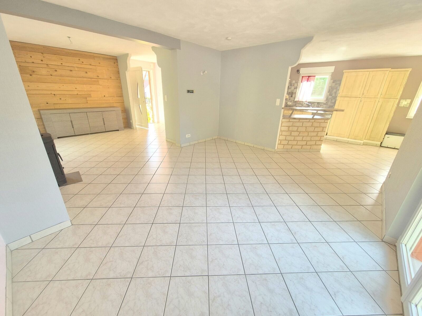 Très belle maison de 6 pièces sous offre.  - 20240430 110325