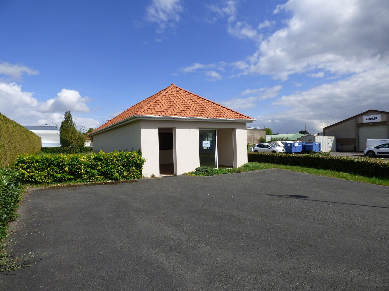 62223 Anzin-Saint-Aubin - Local professionnel - Façade avant