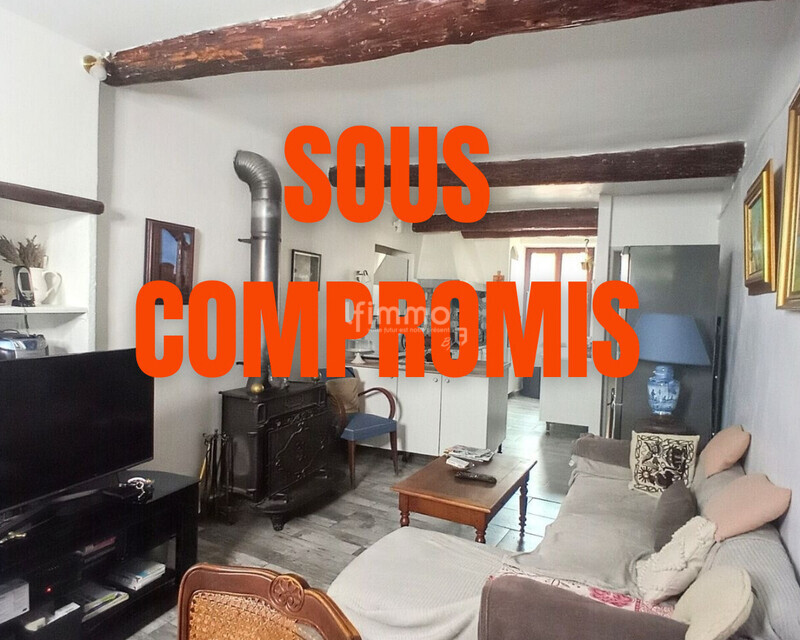 Maison de village 3 chambres + 1 terrasse + 1 garage. - Sous compromis