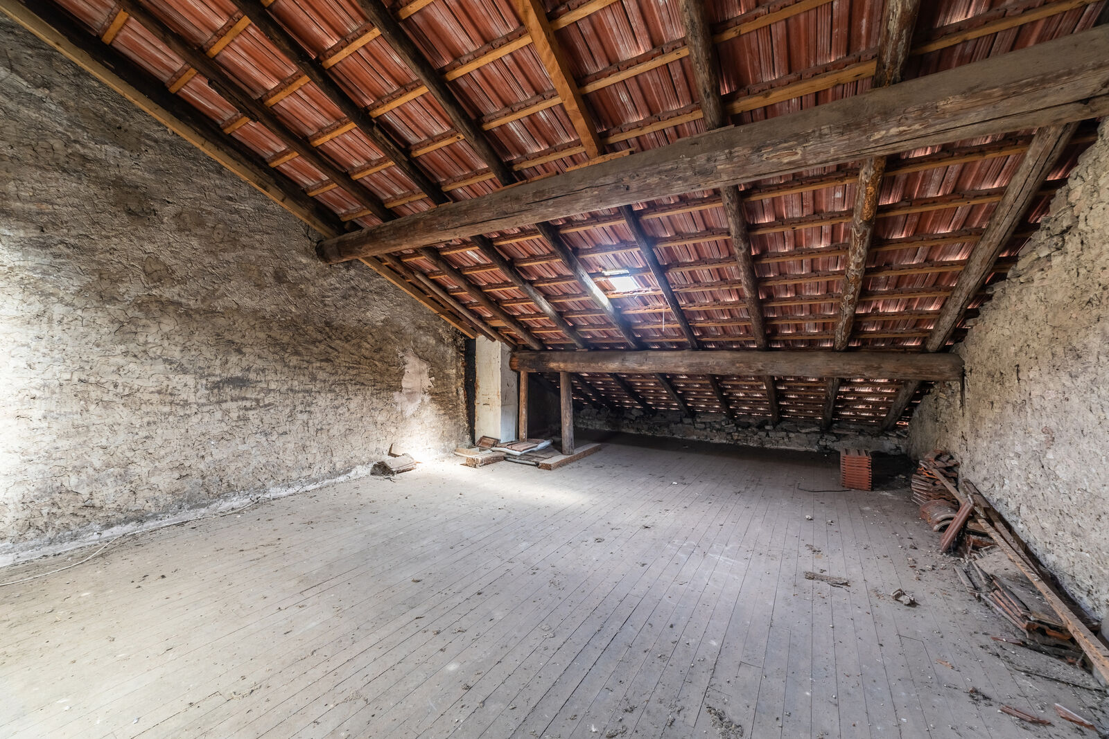 Sous Compromis / Grand Corps de Ferme proche Château-Salins. - 7q8a1215-2-hdr