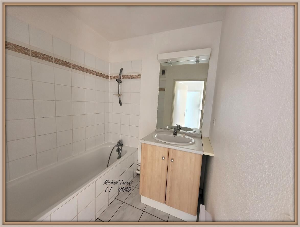 Eysines Appartement T3 avec jardin privatif et piscine - 20240430 104207-001