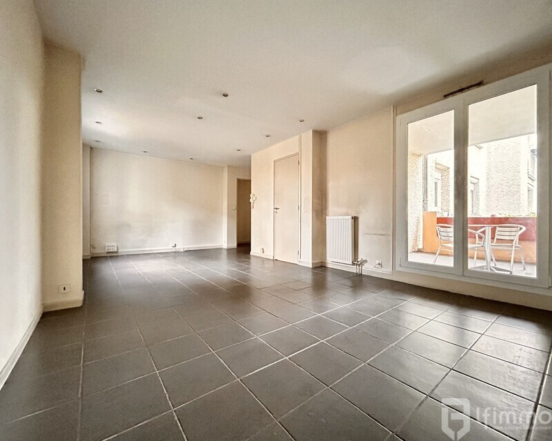 Appartement F5 de 100 m² avec terrasse - Img 1886