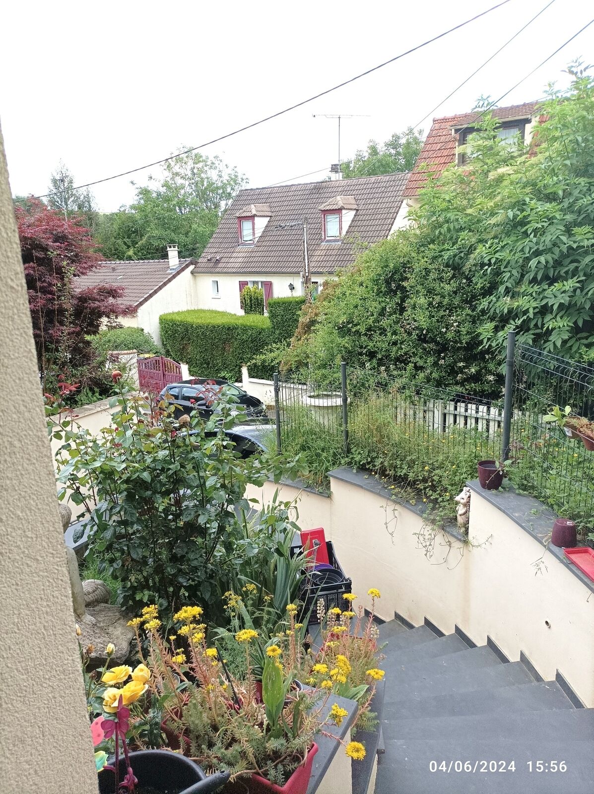 Maison spacieuse et contemporaine dans un quartier résidentiel. - Img 20240604 204049