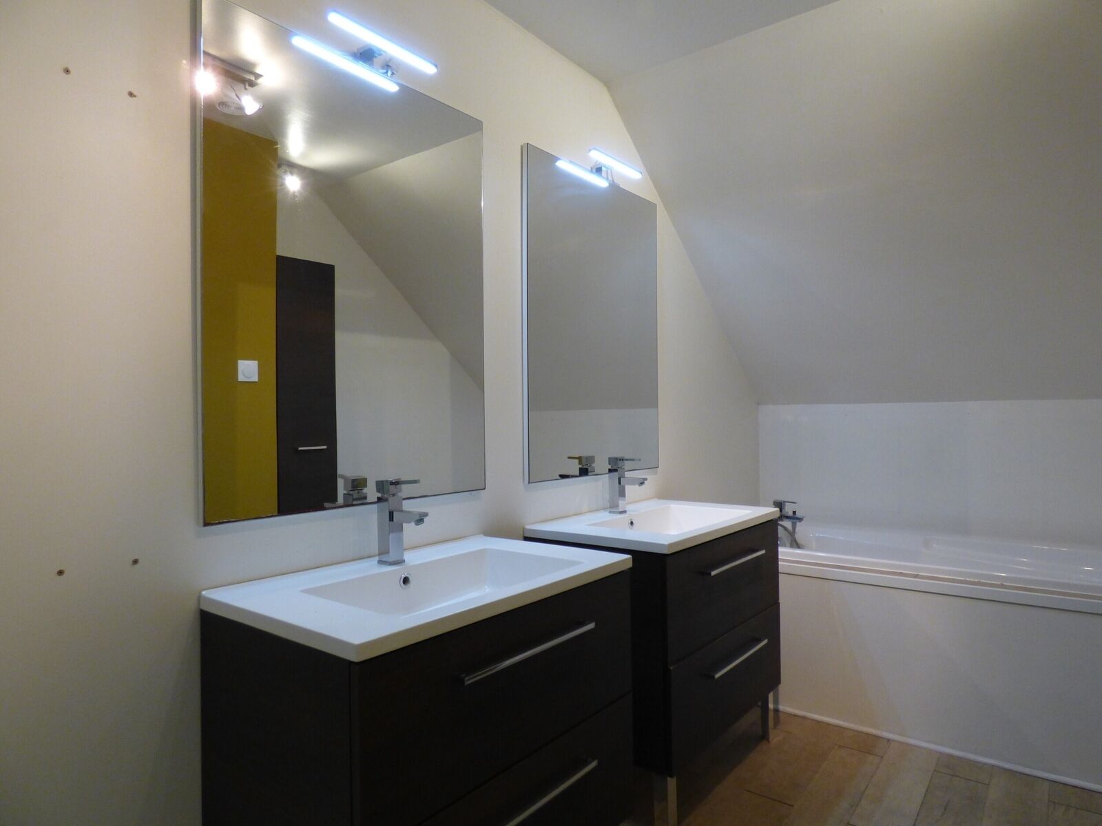 62138 Haisnes - Maison semi-individuelle - Salle de bains 2