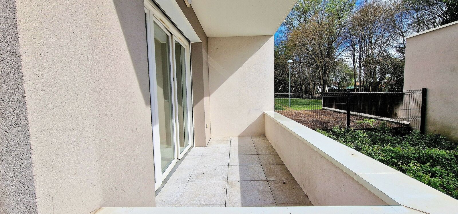 Mérignac T3 rez de terrasse 63m² + 2 parkings en ssol 239500€ - 20240330 104907