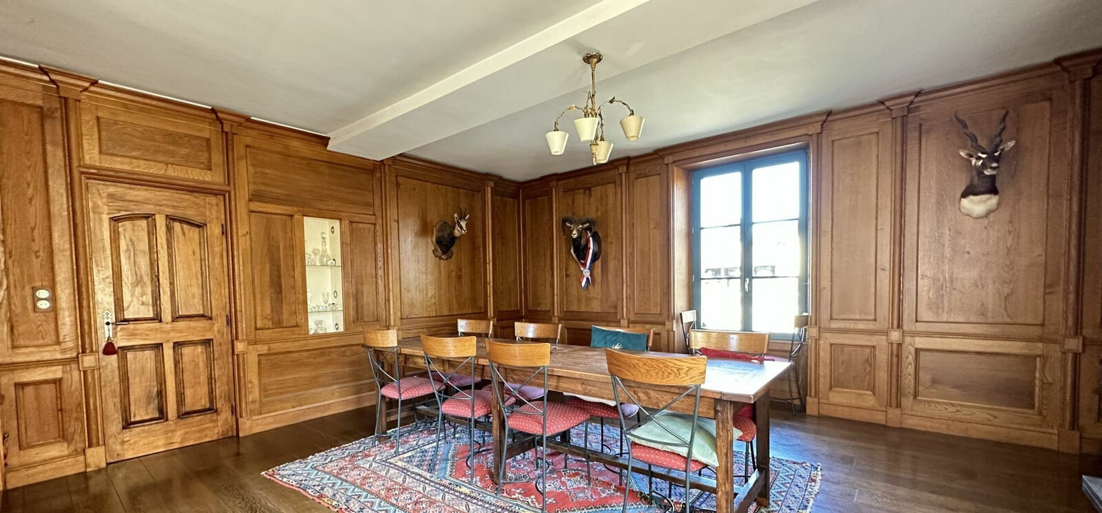 Corps de Ferme  - 4oqhwn7f