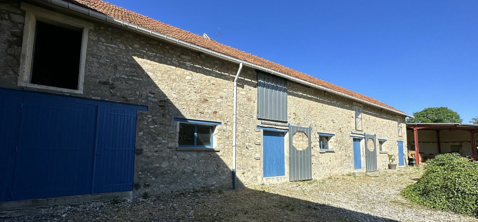 Corps de Ferme  - R3e2fnlh