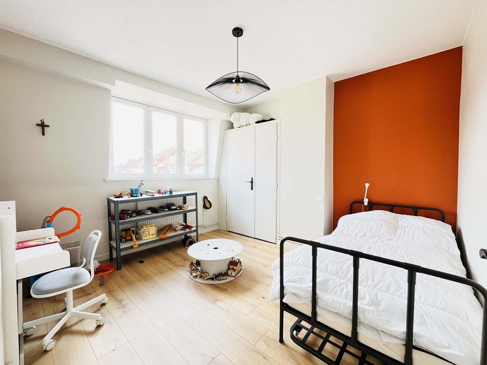 59170- Croix, Maison sur 90m2 avec extérieur - Img 4209