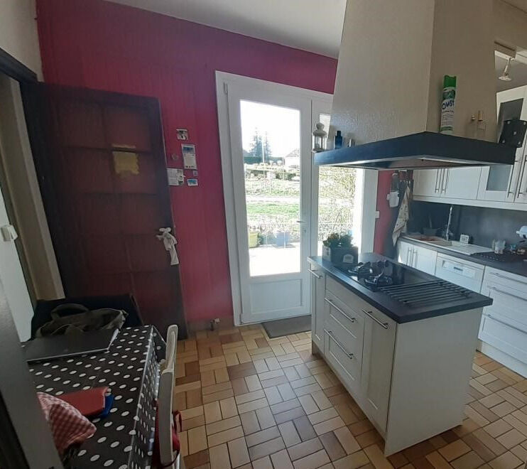 Maison d'architecte  165 m²   - Ryyx3rrd