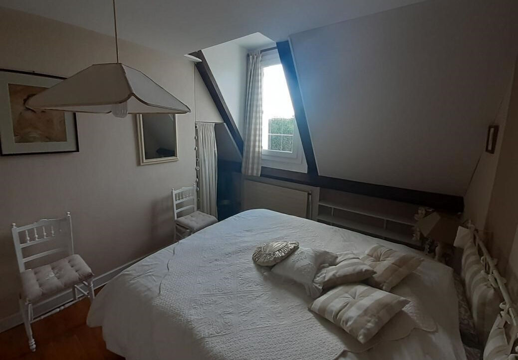 Maison d'architecte  165 m²   - Zy0bethf