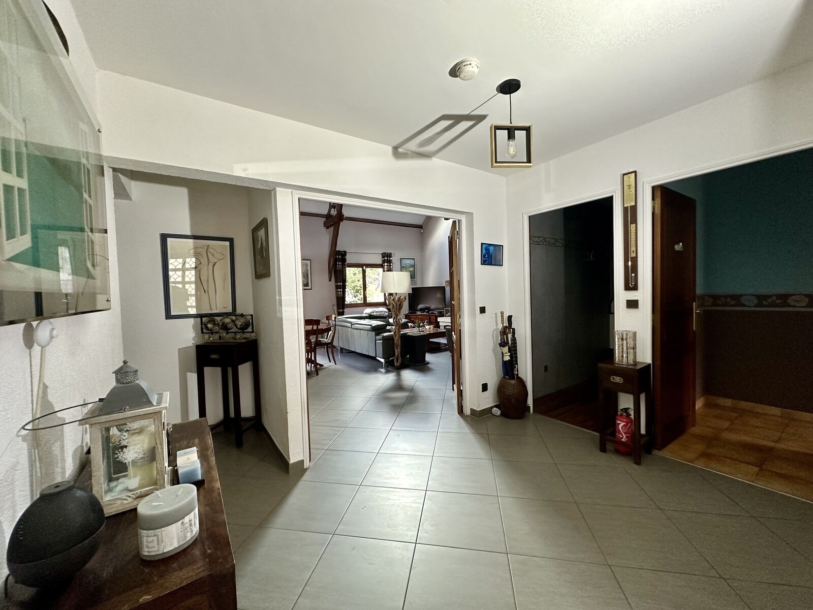 Livry-Gargan- Secteur Mairie- Maison 6P/180m2- Garage- Terrain 480m2 - Bienvenue!