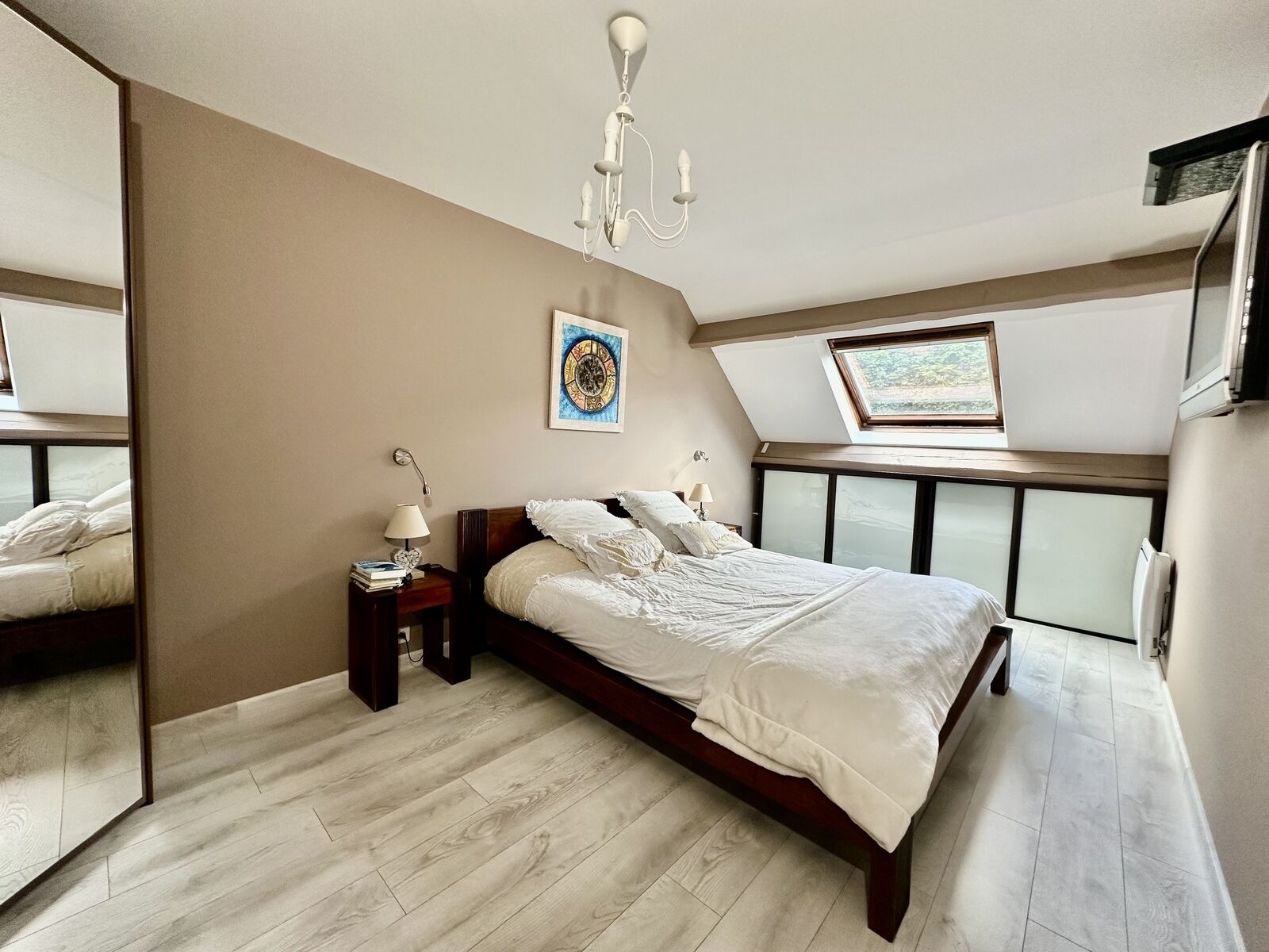 Livry-Gargan- Secteur Mairie- Maison 6P/180m2- Garage- Terrain 480m2 - Chambre