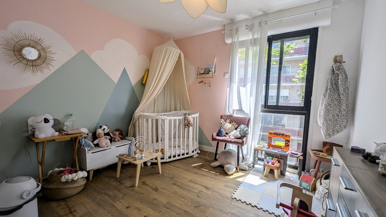 Quartier Méditerranée-Antigone T4 terrasse et parking - Pxl 20240628 131834080