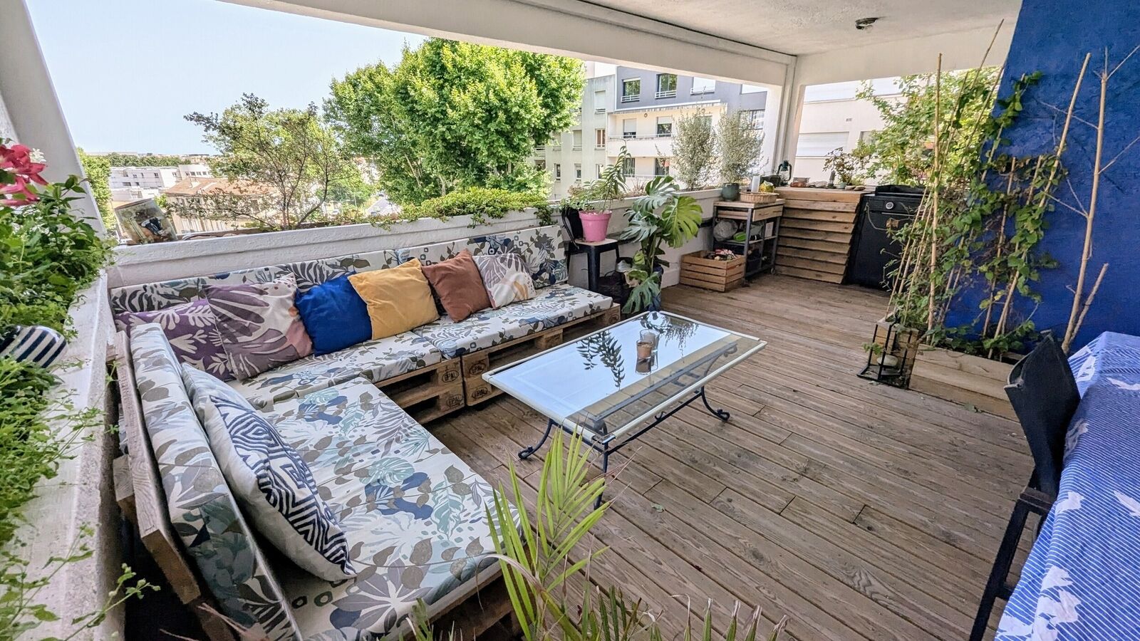 Quartier Méditerranée-Antigone T4 terrasse et parking - Pxl 20240628 133225162