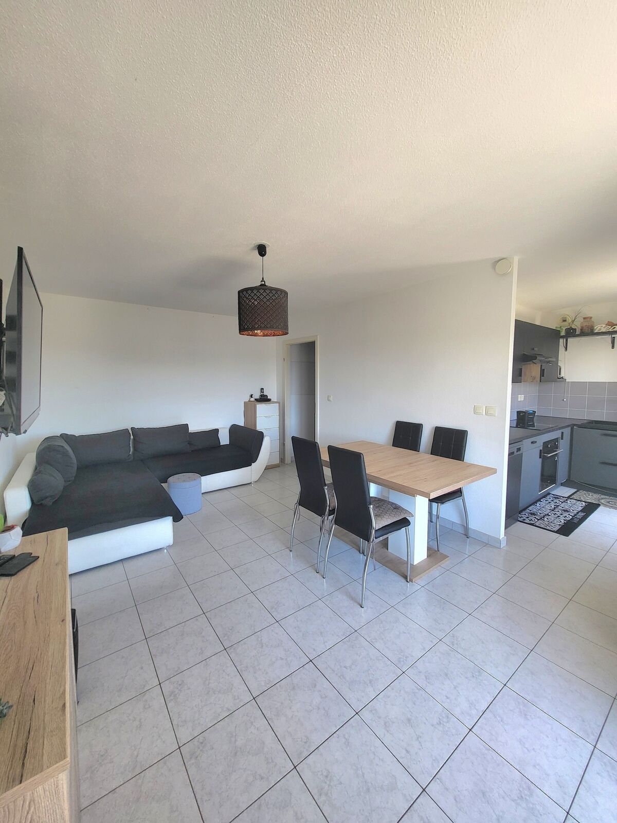 Appartement 2 pièces avec terrasse et garage - 1000048794