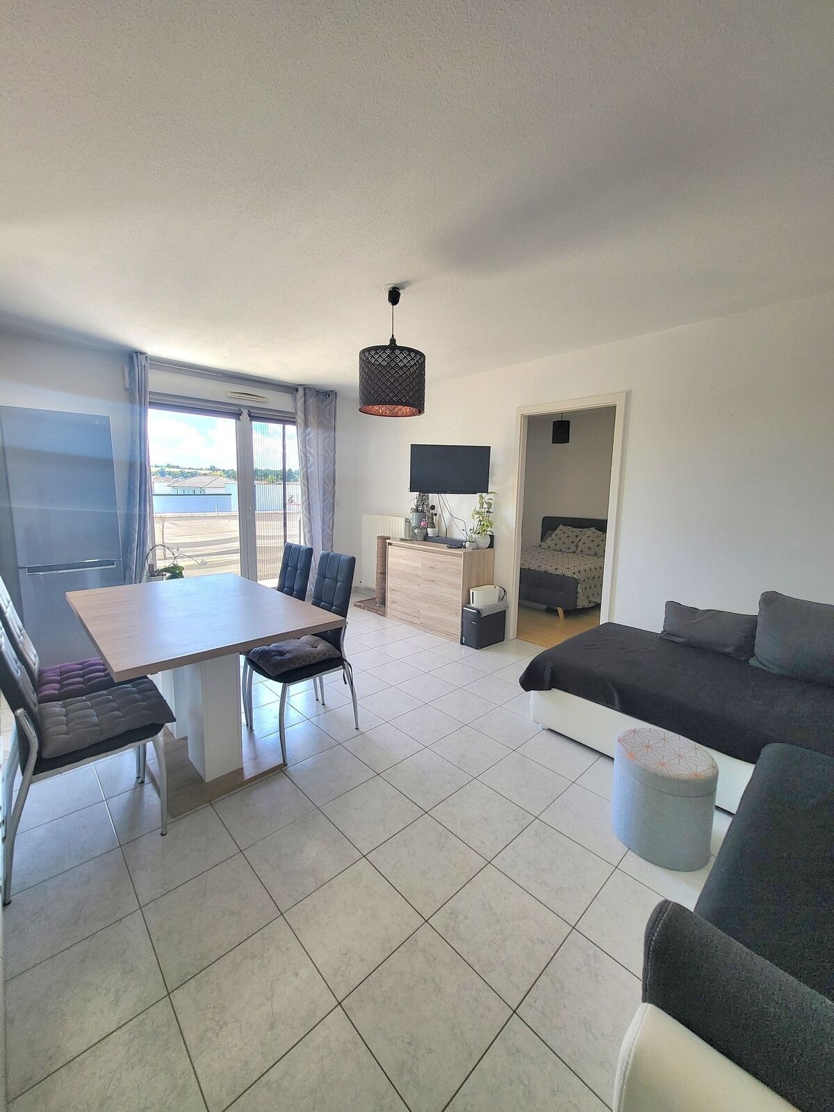 Appartement 2 pièces avec terrasse et garage - 1000048793