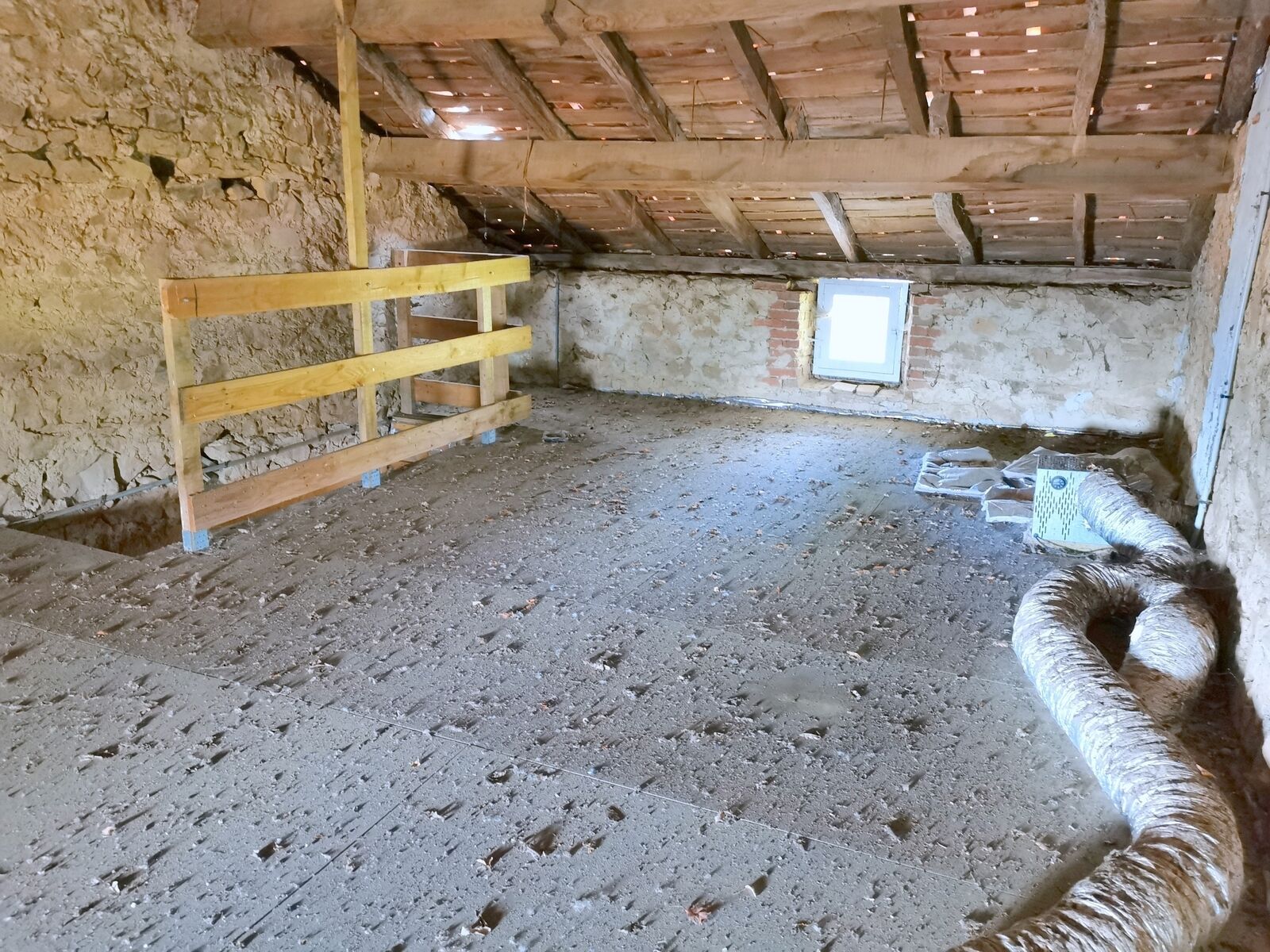 Propriété Familiale : 2 maisons, 19 ha hangar, grange; typé équin. - 16