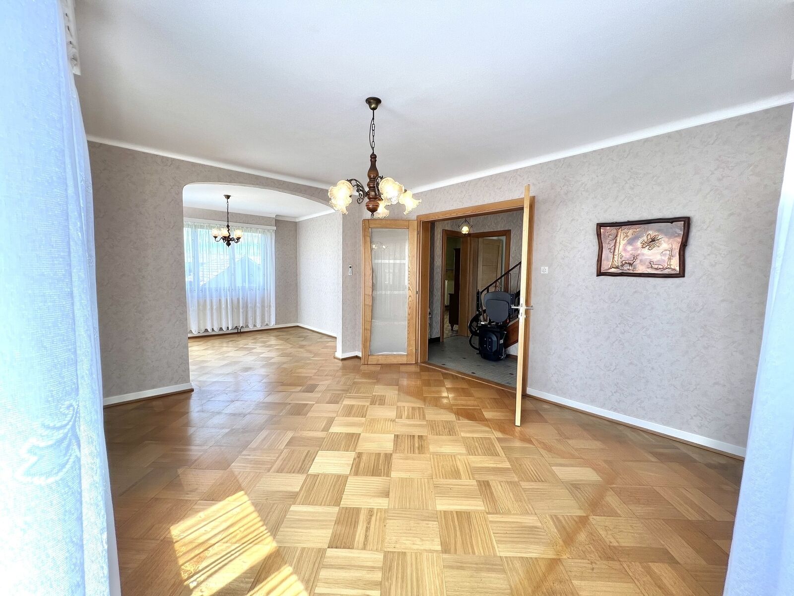 Lumineuse Maison 6/7 pièces de 127m² - A5f2c6e7-6aa0-4eaa-a731-88f59ab20fa3