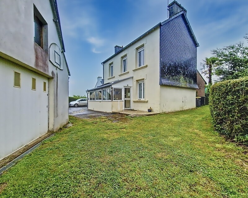 Maison de 6 pièces, 128 m² à Dinéault 29150 - D38d5-img-cbdc1 1720449120 868d3b7