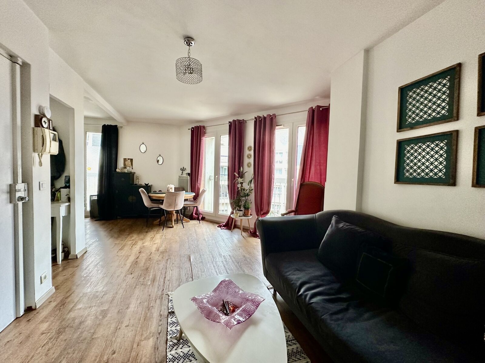 Villemomble- Hypercentre- Appartement 3P/60m2- 300m RER E - Salon - Salle à manger