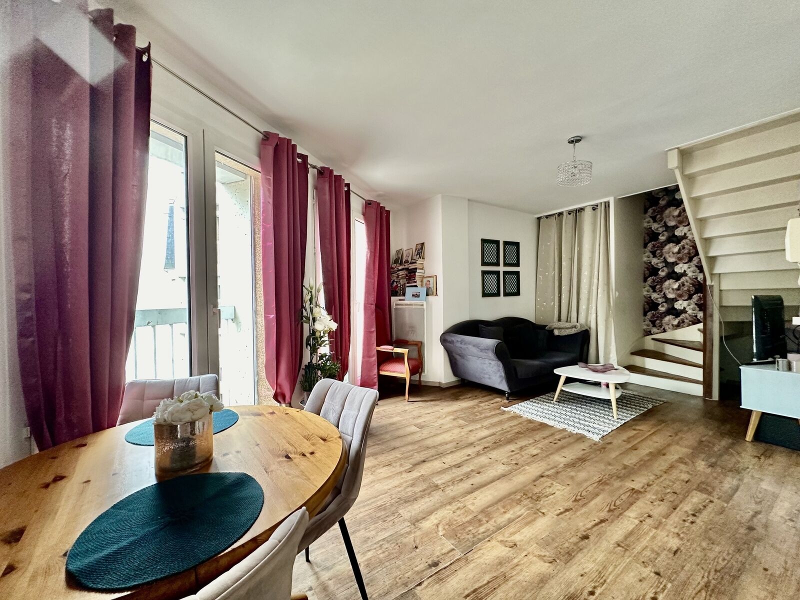Villemomble- Hypercentre- Appartement 3P/60m2- 300m RER E - Espace salon