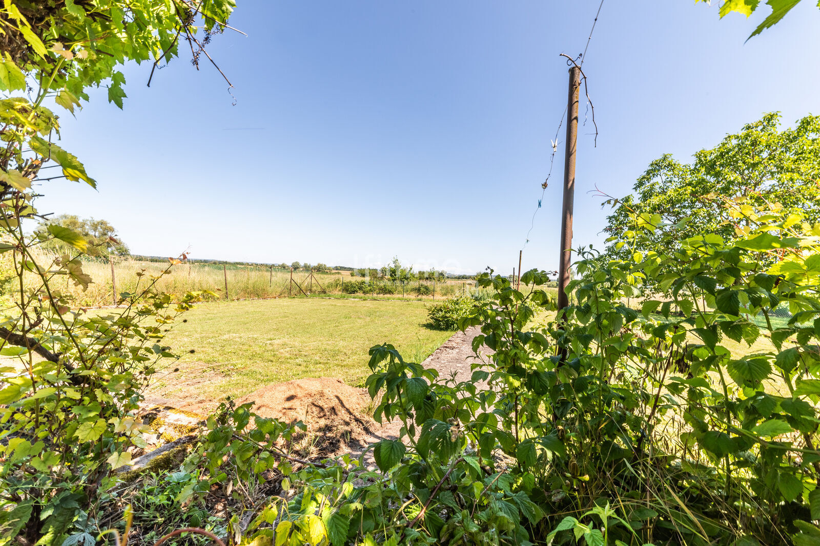 Grande Maison Familiale, avec Dépendances, en Pleine Campagne. - 7q8a3217