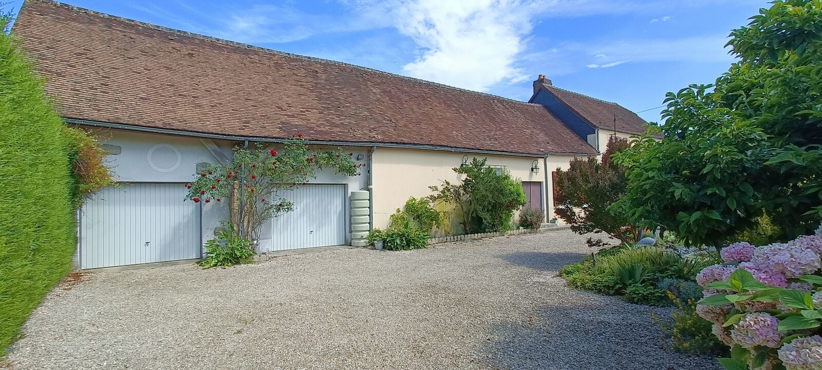 Maison longère indépendante avec dépendances - Img20240718154632