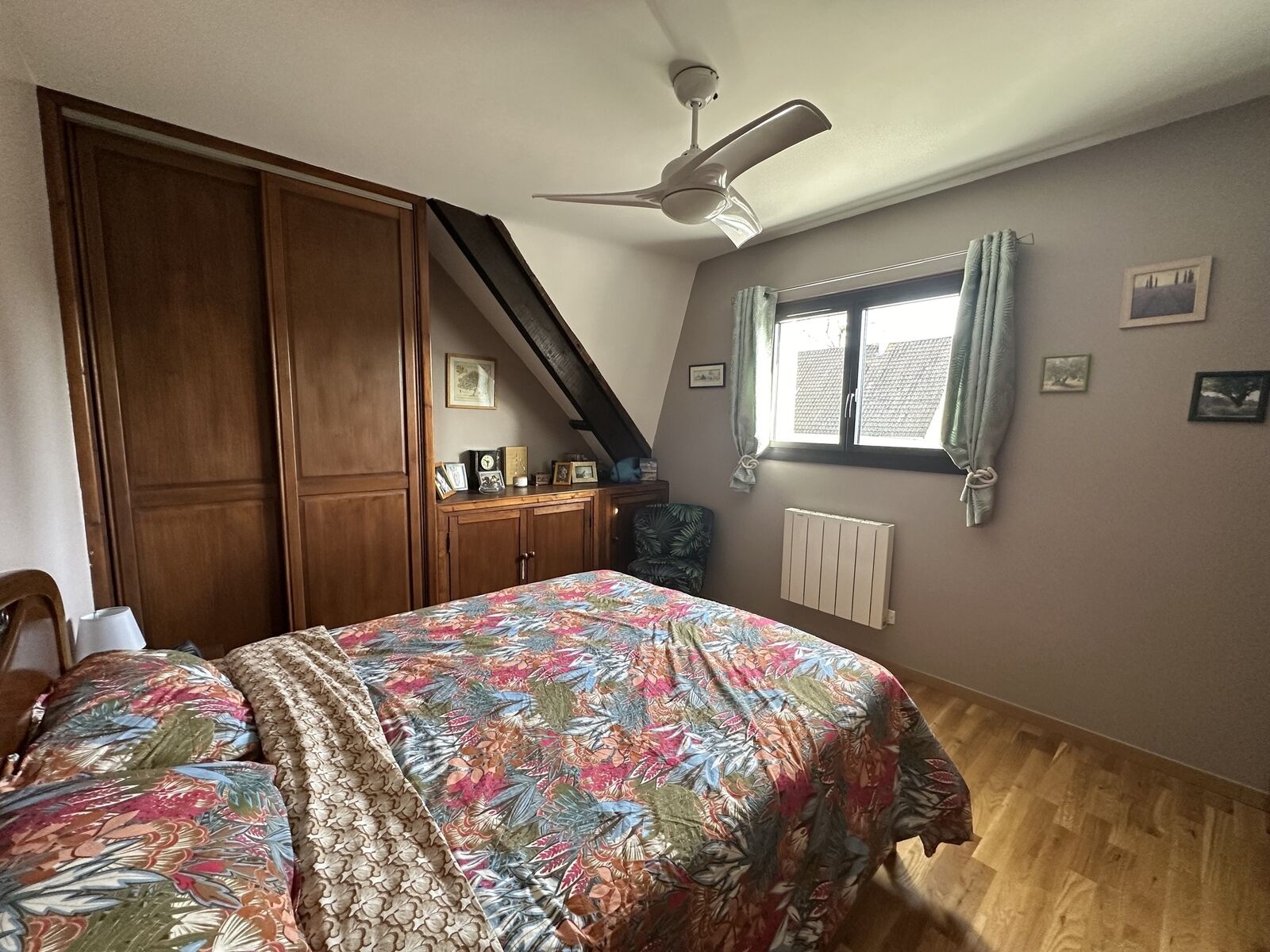 Proche de tout - Img 8155