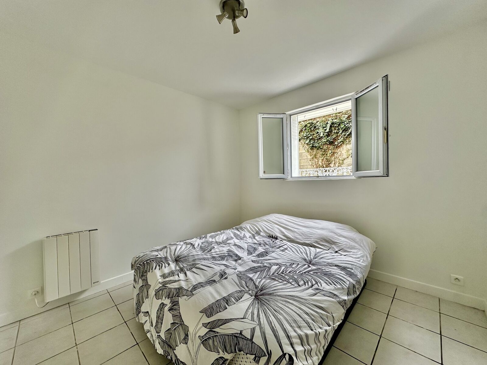 Villemomble- Appartement 3P- 41m2- Cave- Espace vert privatif - Img 5306