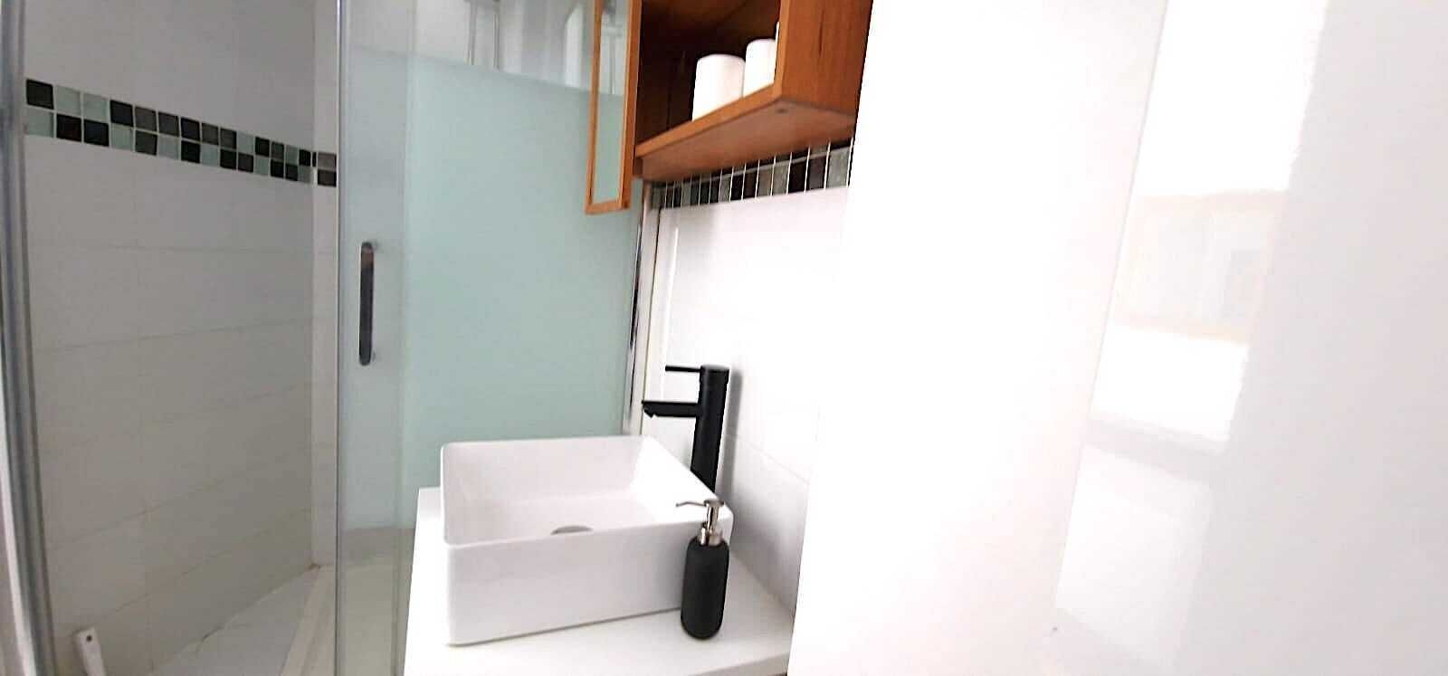 2/3 pièces . 250 m RER E et futur métro - Whatsapp image 2024-08-22 at 12.11.44  4