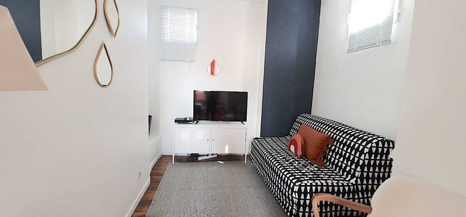 2/3 pièces . 250 m RER E et futur métro - Whatsapp image 2024-08-22 at 12.11.43  4