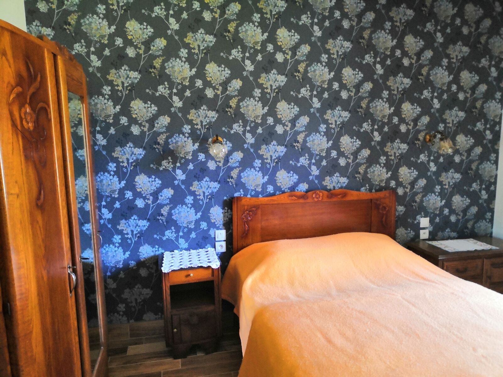 Ancienne maison de Garde Barrière - Chambre 1 au rez-de-chaussée, de 15,86 m2