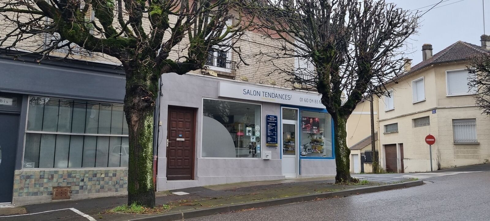 Local commercial + T2 vendu loué . - 20240330 083134