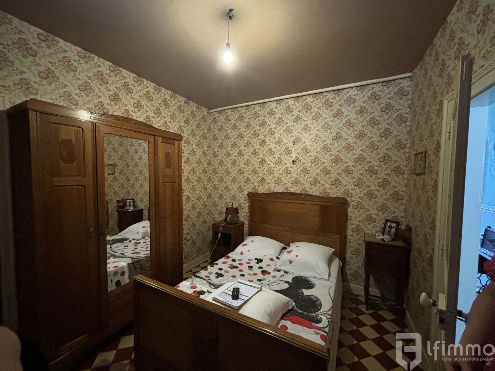 Jolie Maison pleine de charme à rénover  à Sours - Img 2442